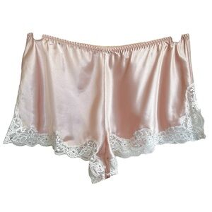 VICTORIA’S SECRET Vintage Y2K Satin Tap Shorts Blush Pink with Lace Trim Medium
